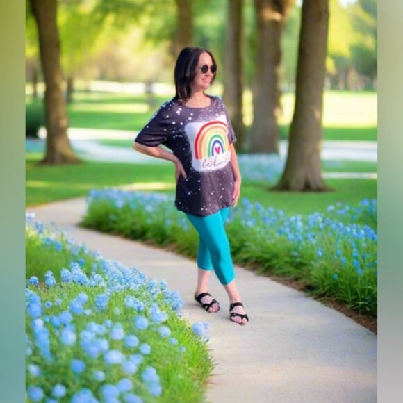 S/L/XL NEW Womens Black Rainbow T-Shirt "BE KIND" Printed Top (mom and me shirt) - Picture 6 of 9